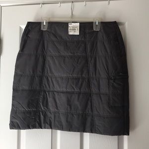 Cordillera down puffy skirt. XL. NWT.